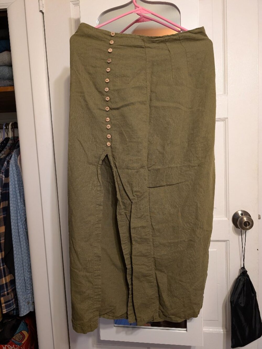 Olive skirt with slit linen cotton blend